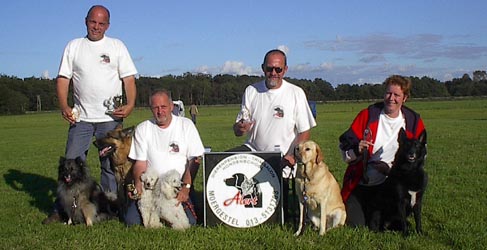 gentle-groep-2.jpg (31525 bytes)